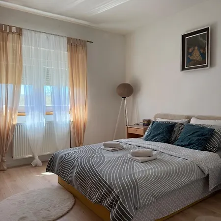Appartement Kuca Za Odmor Ana Oklaji